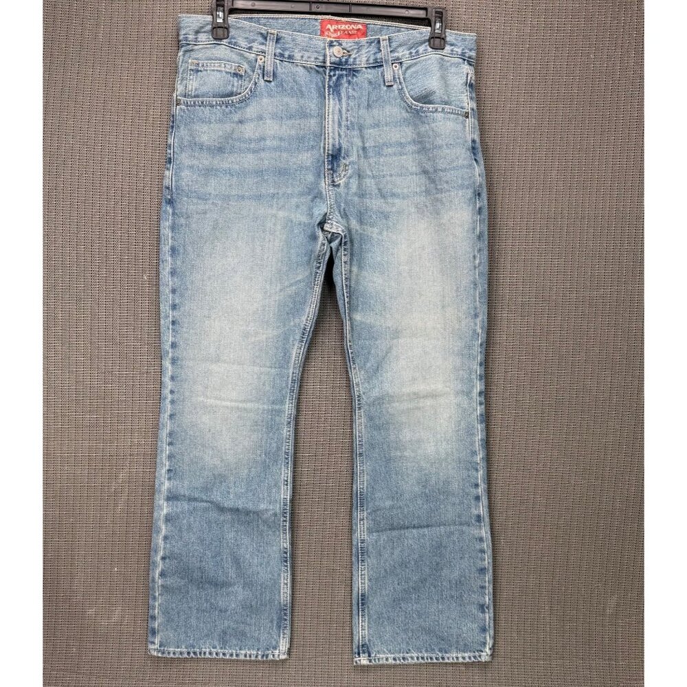 Arizona Jean Co. Mens Size 34x29 Original Bootcut Jeans Light Wash Casual Denim